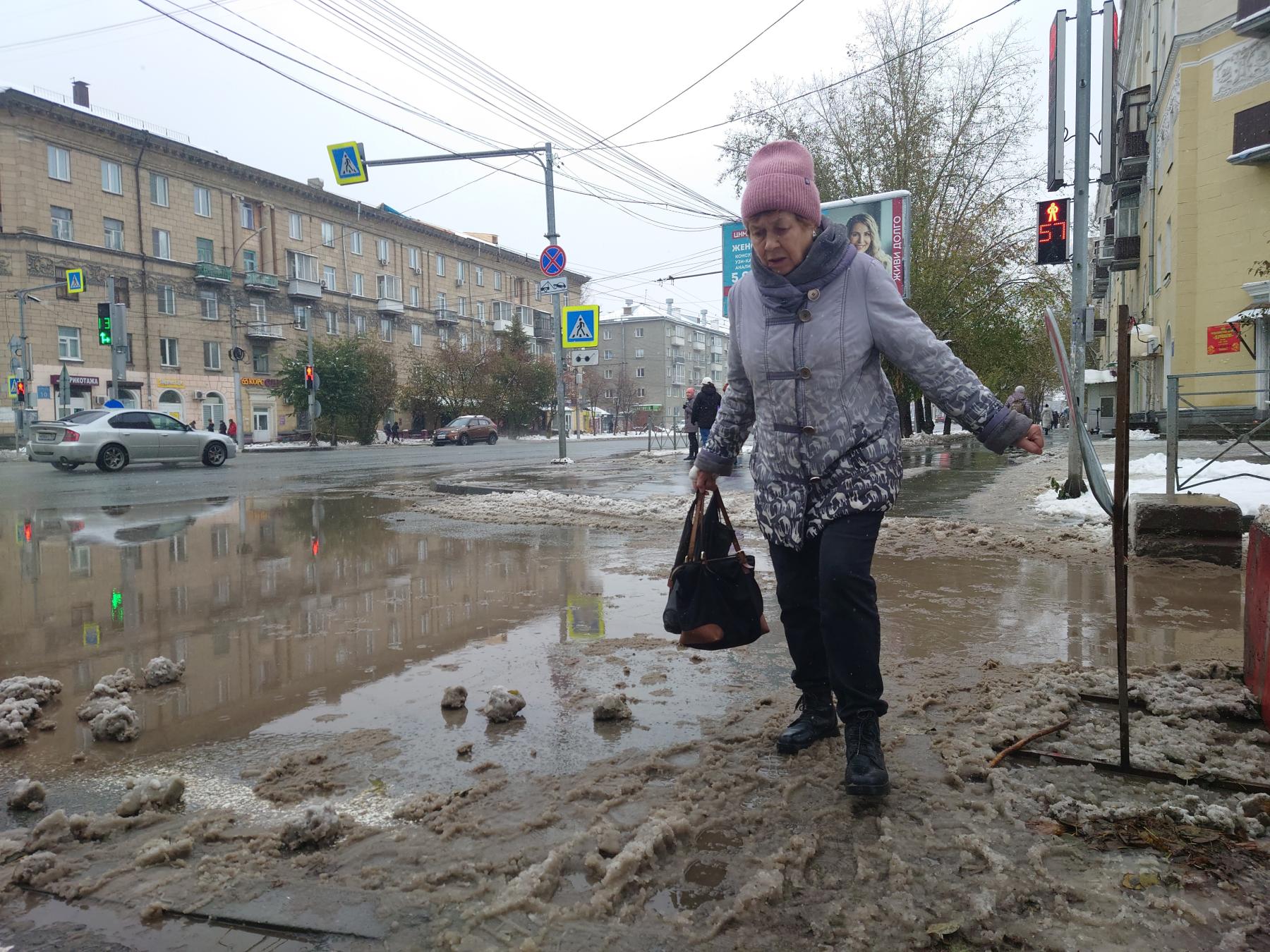 Фото Новосибирск ушел под воду после обильного снегопада. Фоторепортаж 6